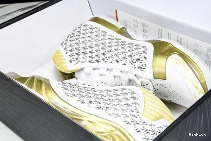 'White' Air 853336-123 Jordan Retro 23 Air  x Jordan Trophy Room 0713